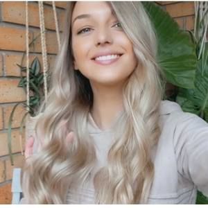 Meet your Posher, Brooke